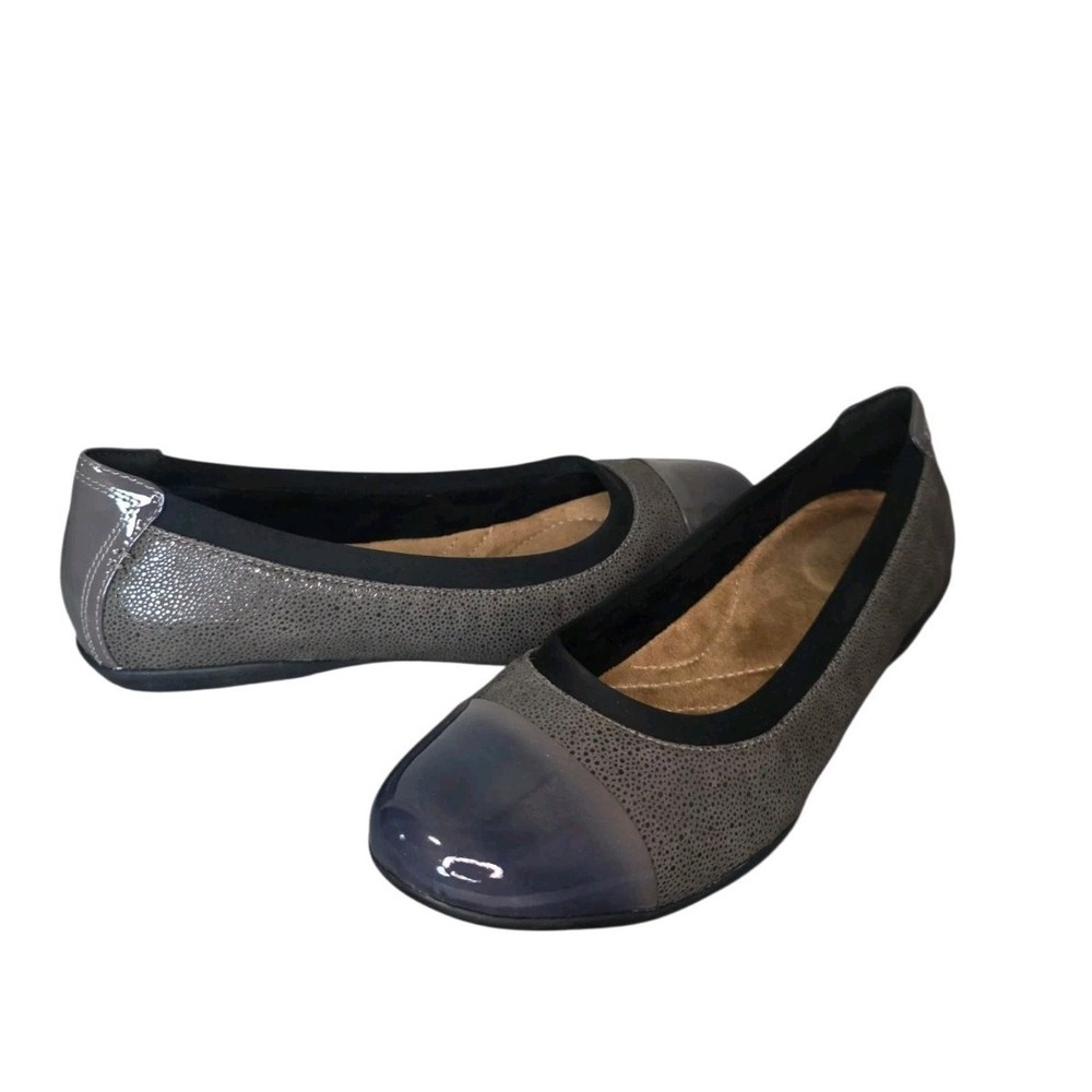 Clarks Neenah Garden Ballet Flats Womens 8.5 Gray Nubuck Cap Toe Comfort